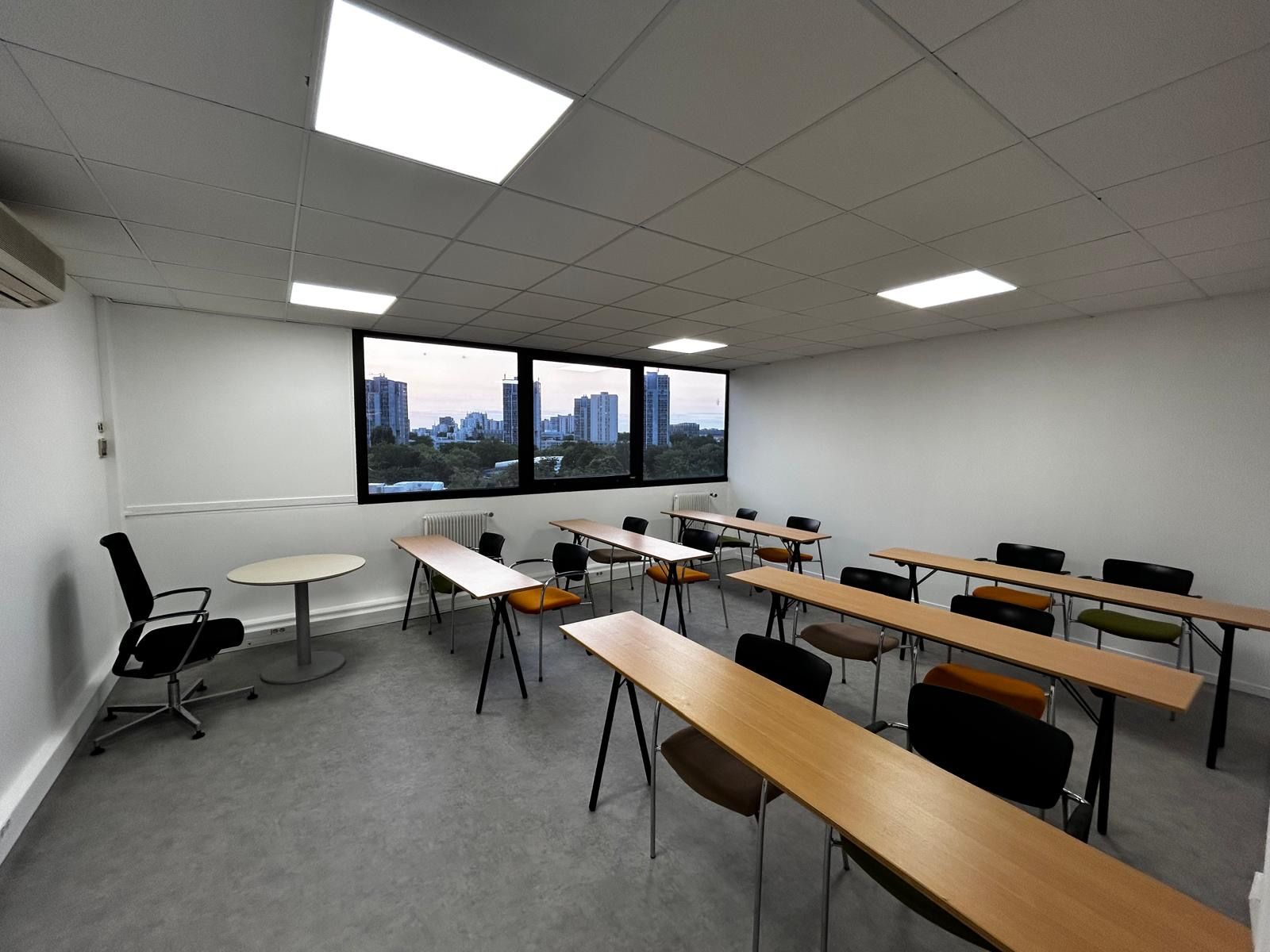 Salle de cours du plateau pédagogique de Créteil, ACF Formation